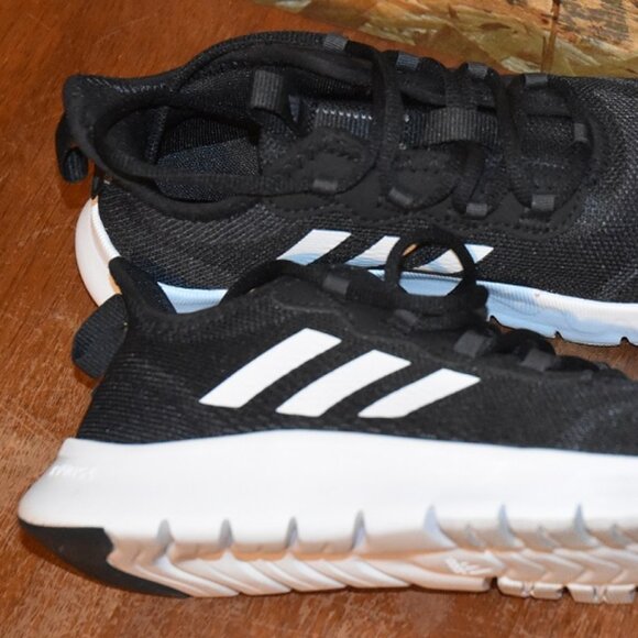 Adidas, Bounce Primegreen Nario - running sneakers. Shoe women, sz 6 - Picture 2 of 3